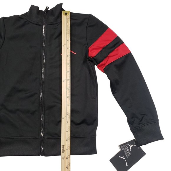 Jordan Boy's  2-Piece Jogging Set Size 6MMM (5-6 yrs) - Picture 5 of 14